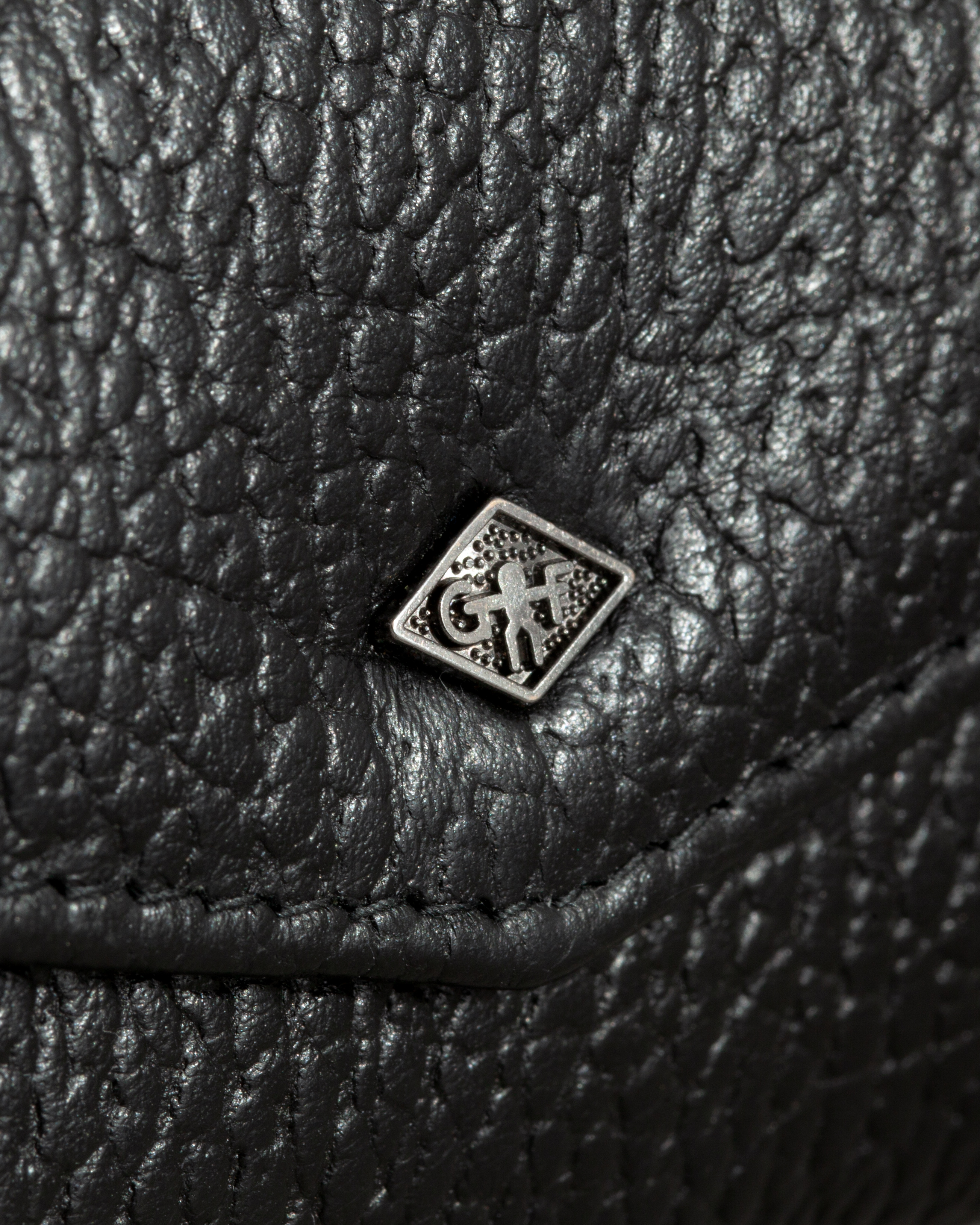 G&F Timor® 4-teiliges Manikürset schwarzes genarbtes Leder