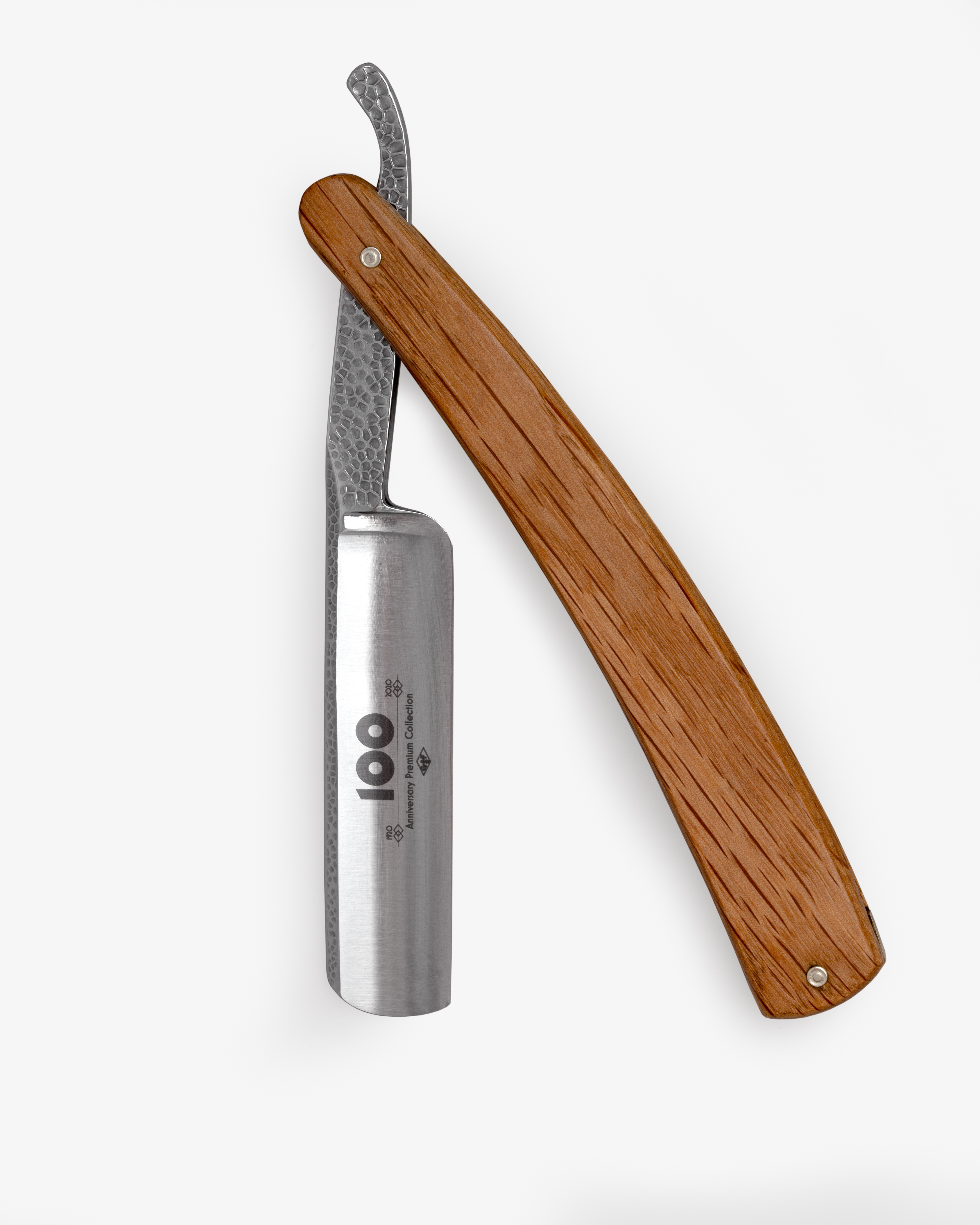 G&F Timor® Jubiläumsmesser 100 Jahre Rasiermesser 5/8 cs mit Fasseichenholzschale G&F Timor® Jubiläumsmesser 100 Jahre Rasiermesser 5/8 cs mit Fasseichenholzschale